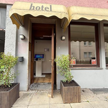 Hotel Hafner - Self Check-In Stuttgart Bagian luar foto