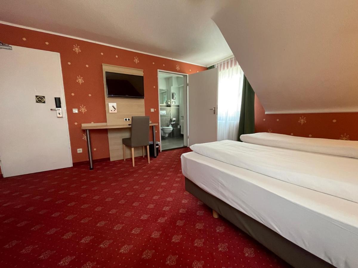 Hotel Hafner - Self Check-In Stuttgart Bagian luar foto
